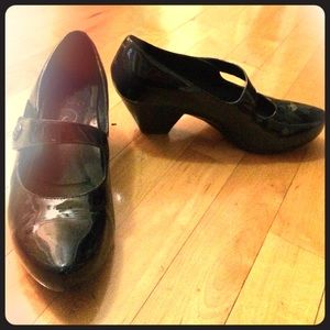 Dansko Women's Betty Pump