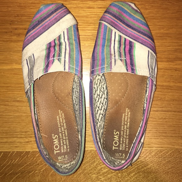 striped Toms