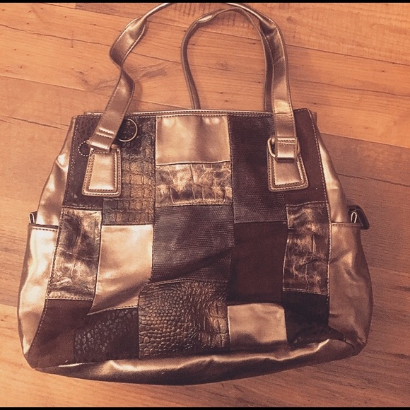 ✨BUENO GOLD/BROWN PURSE✨