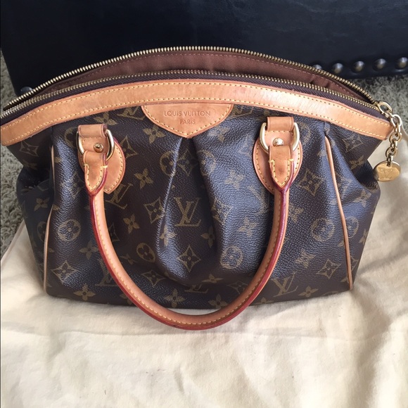 ❌❌❌❌❌SOLD— Auth. Louis vuitton Tivoli PM