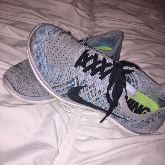 Women's Nike free run Flyknit