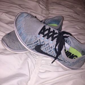 Women's Nike free run Flyknit