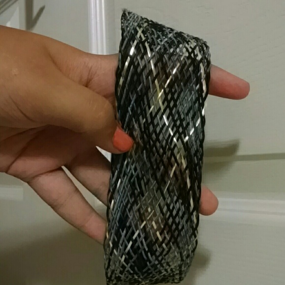 Cute Woven Headband - Picture 2 of 2