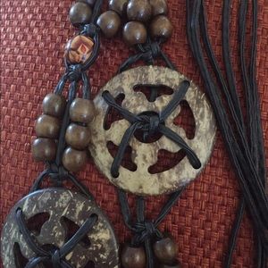 Coconut and wood, Beaded belt