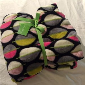 VERA BRADLEY Throw Blanket