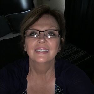 Meet your Posher, Beverly