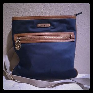 Authentic Michael Kors Crossbody