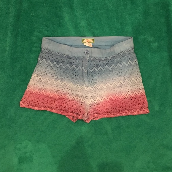 High waisted ombré crochet shorts
