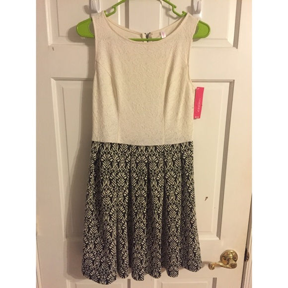 Xhilaration dress