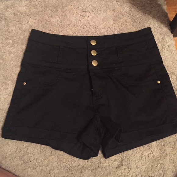 Charlotte Russe High wasted shorts