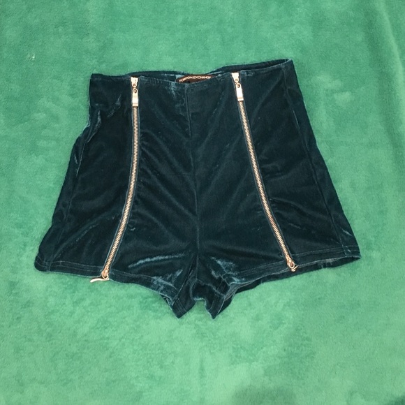 Velvet high waisted shorts