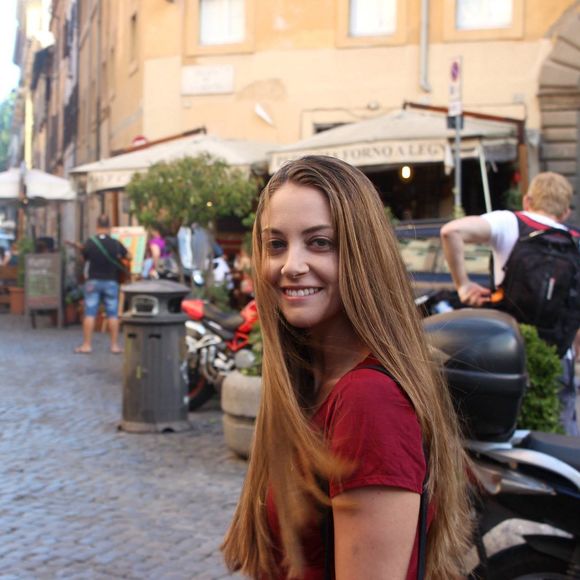 Meet your Posher, Samaria