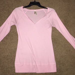 Long sleeve light pink shirt