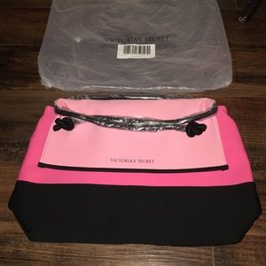 NWT Victoria's Secret cooler bag