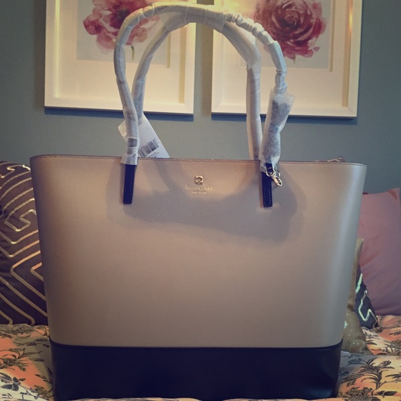 Classy Kate Spade Tote NWT