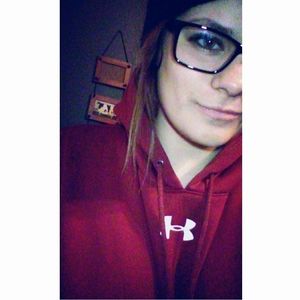 Meet your Posher, Kassandra