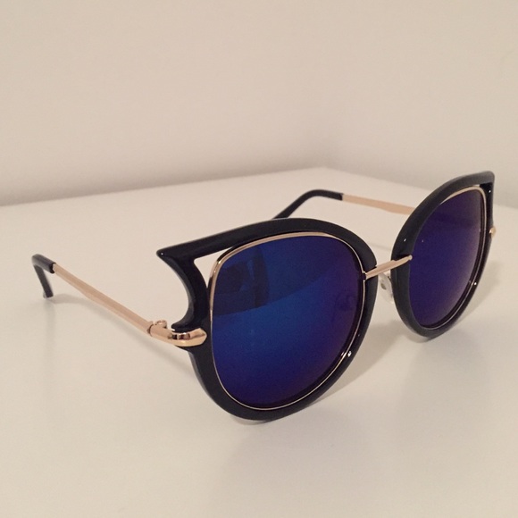Mirrored Sunglases (Aqua Blue) NEW!