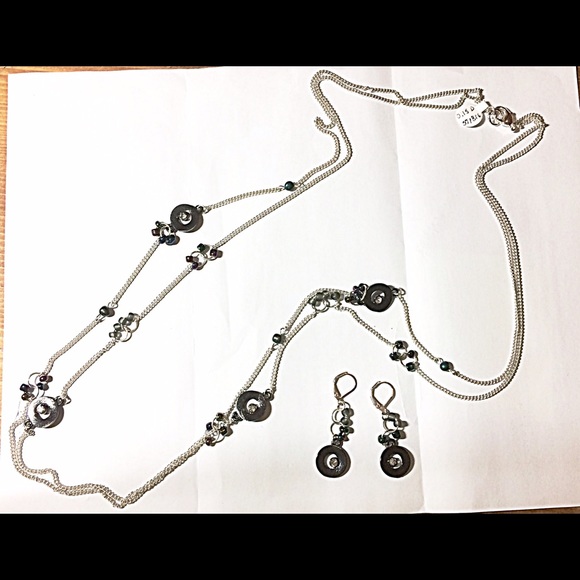 Necklace and earring 2 pc set - Picture 1 of 3