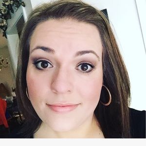 Meet your Posher, Lindsay