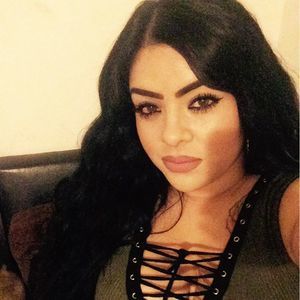 Meet your Posher, Vicky