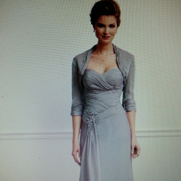 Silver Evening Dress - Picture 1 of 3