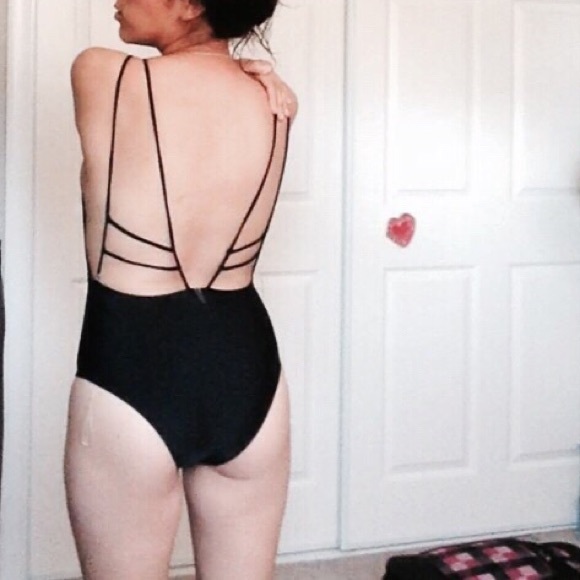 The bathing suit🌸