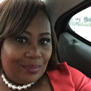 Meet your Posher, Tomekia