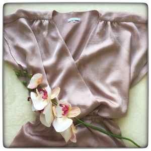 Medium Violet & Claire kimono top, pre-owned.