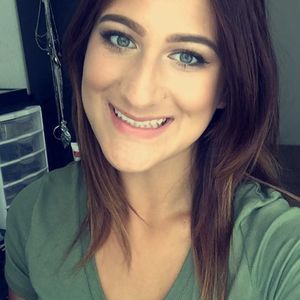 Meet your Posher, Arija