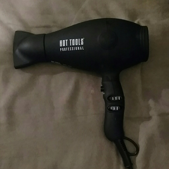 Blow dryer