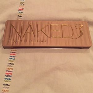 Urban Decay Naked 3 palette! + free little gift