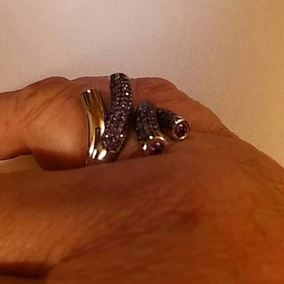 18k White Gold with Purple Accent (Size 9) - Picture 3 of 4