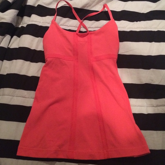 Lululemon workout tank top