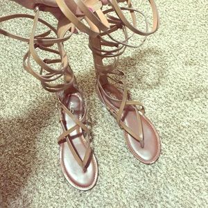 Aldo Brown/tan Gladiator sandals size 8