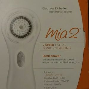Mia 2