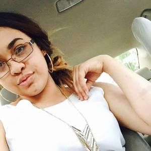 Meet your Posher, Lily