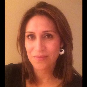 Meet your Posher, Claudia