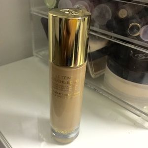 YSL Le Teint Touche Eclat BR20 SPF 19