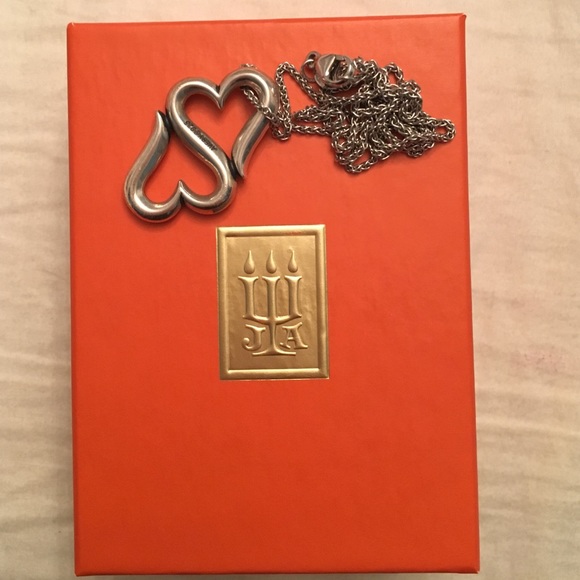 James Avery Heart to Heart necklace