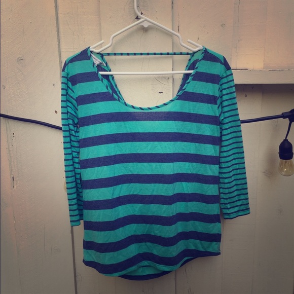 American eagle comfy tee XS