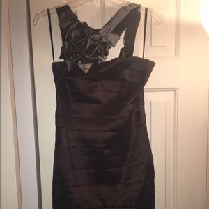 Jessica McClintock rose shoulder dress