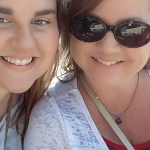 Meet your Posher, Monica