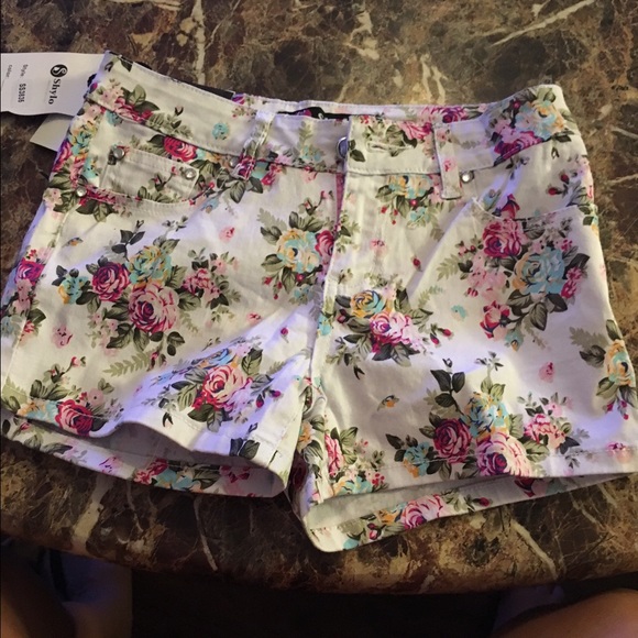 Cute white floral shirts! NWT!