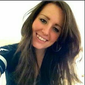 Meet your Posher, Rebecca
