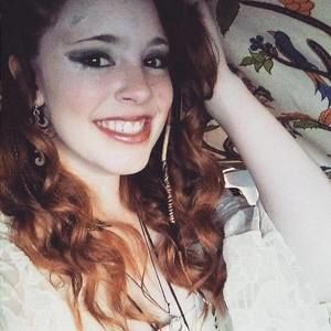 Meet your Posher, Kaitlynn