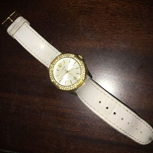 White/gold Guess watch