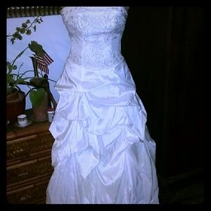 Wedding dress