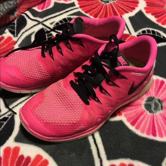 Nike free run shoes