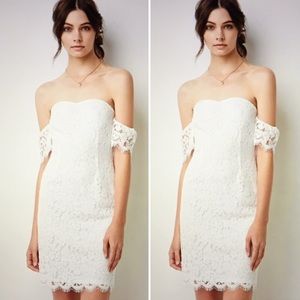 BNWT Forever 21 Off the Shoulder Lace Mini Dress