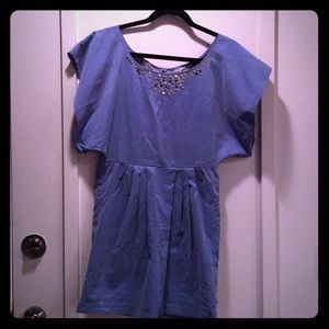 Fashion tunic/dress with lace detailed back